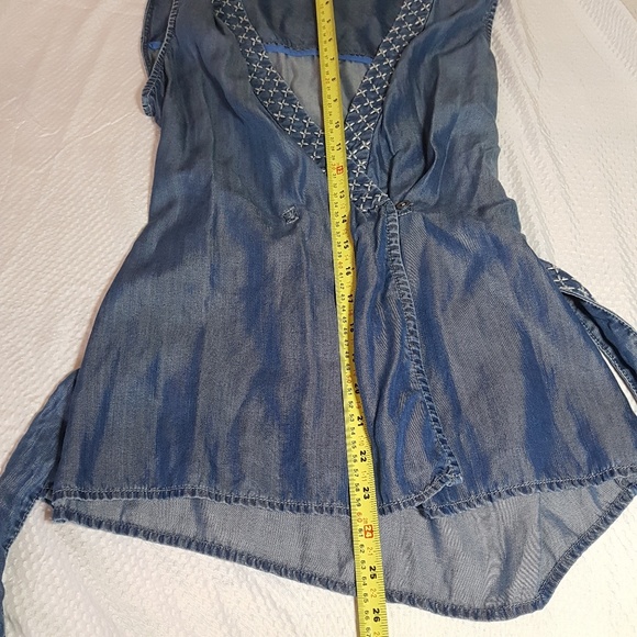 Anthropologie Holding Horses Chambray Top Size M - Picture 5 of 8